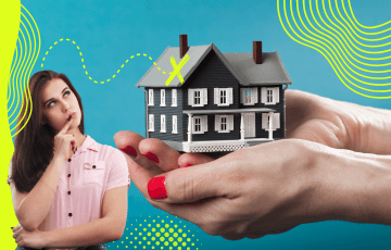 mujer pensando en comprar casa